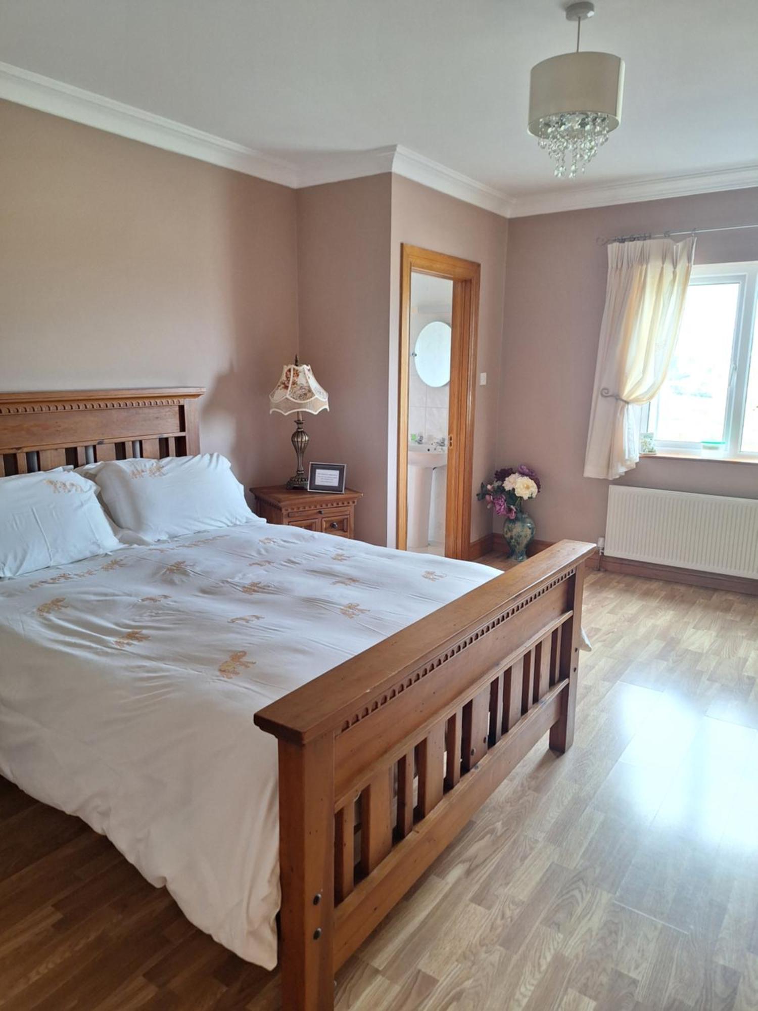 Ballnamona House Cong Pokoj fotografie